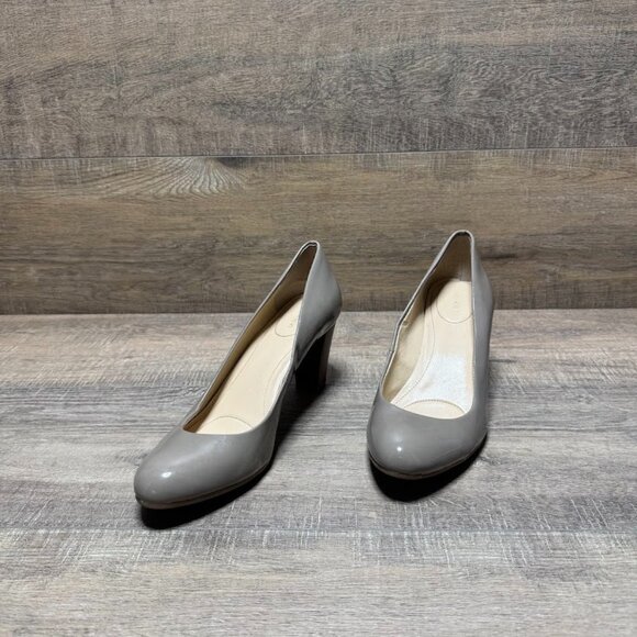Calvin Klein Renni Taupe Patent Leather Wood Heel Pumps Women's Size 8.5 - Picture 1 of 6